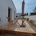 Le Logis De Raphabel Apartahotel 3*