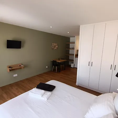 Le Logis De Raphabel Aparthotel 3*