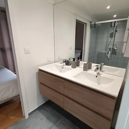 Le Logis De Raphabel Aparthotel 3*