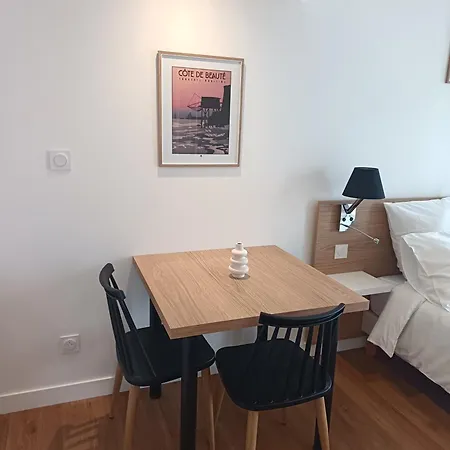 מלון דירות Le Logis De Raphabel 3*